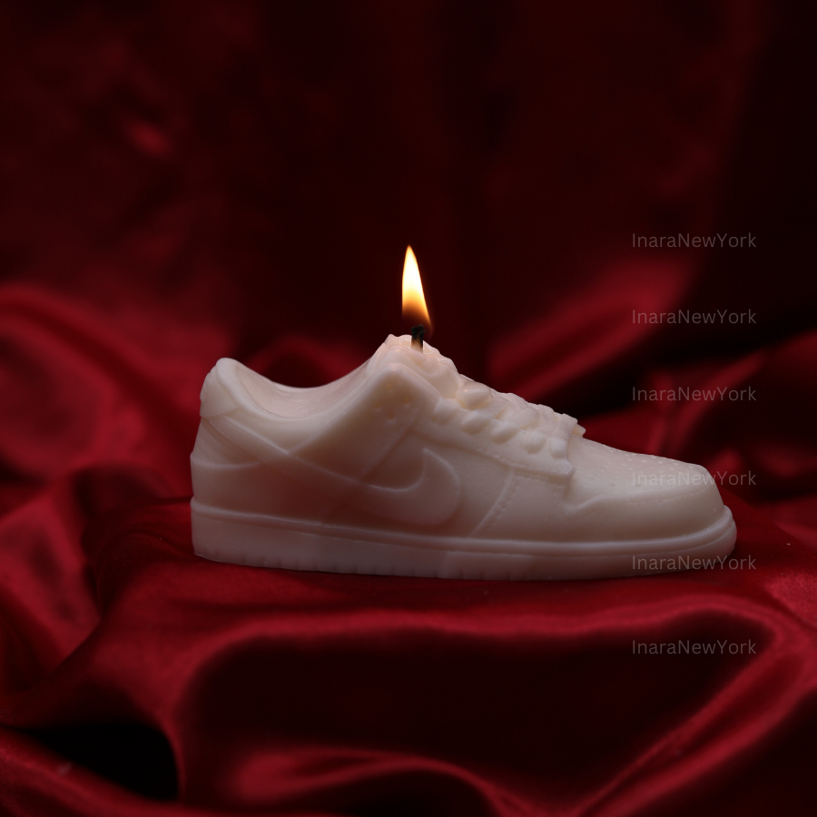 sneaker candle| sneakerhead gifts | aesthetic bag candle| Handmade decor candle |Gift for her|home candle|Modern candle|Decorative soy candle decor