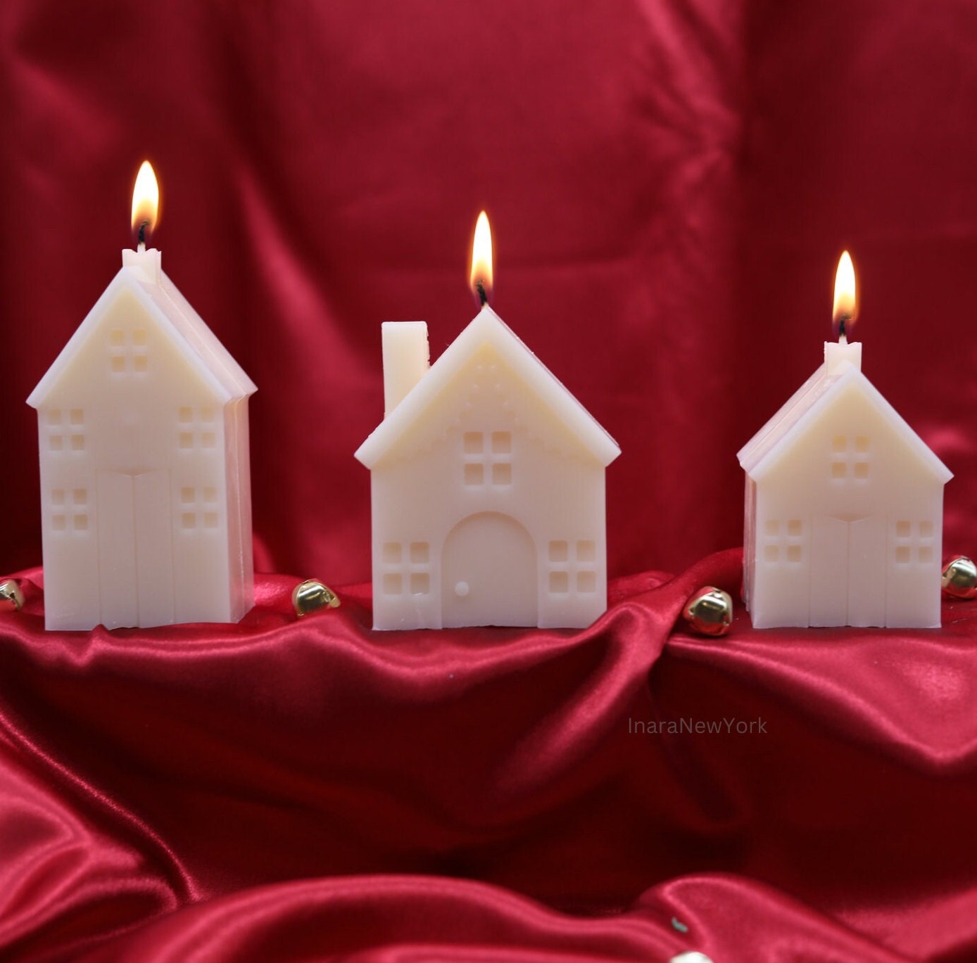Christmas house candle | Christmas décor | housewarming | holiday gifts| custom holiday gifts| custom Christmas gift