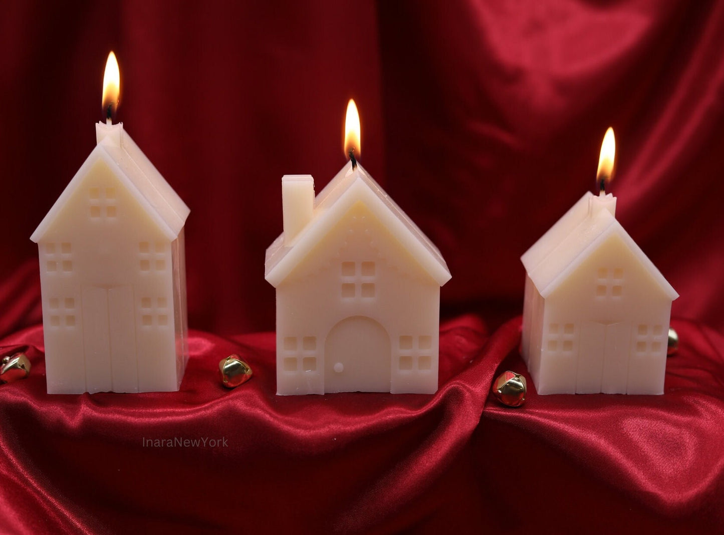 Christmas house candle | Christmas décor | housewarming | holiday gifts| custom holiday gifts| custom Christmas gift