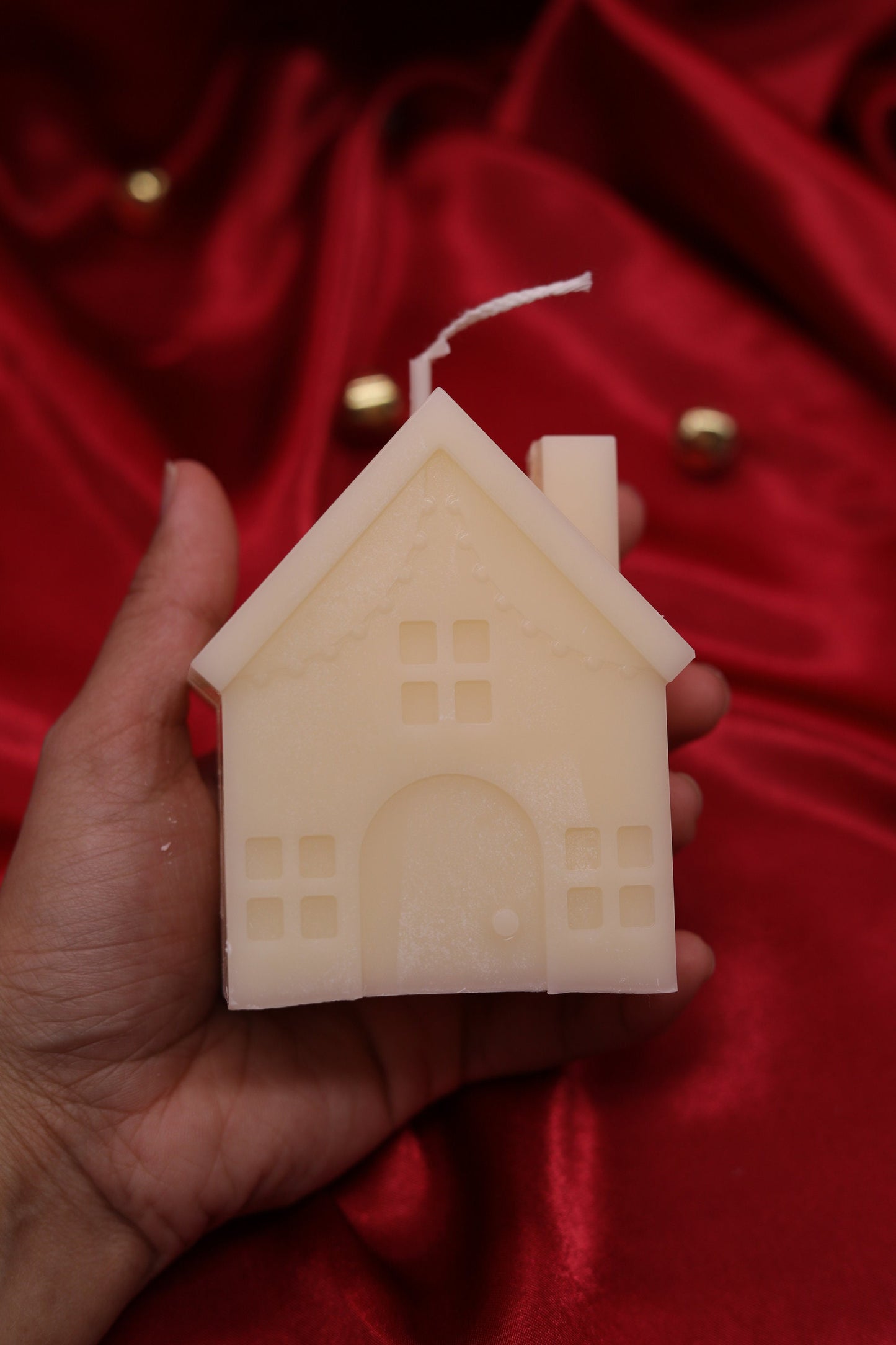 Christmas house candle | Christmas décor | housewarming | holiday gifts| custom holiday gifts| custom Christmas gift