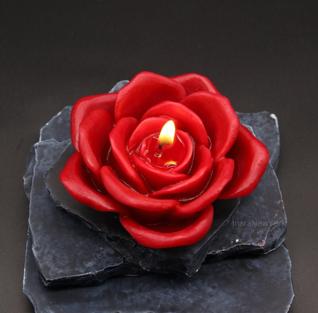 Flower shaped candle | home décor | sculptural candle | housewarming candle | 3d rose candle | custom valentines day gift