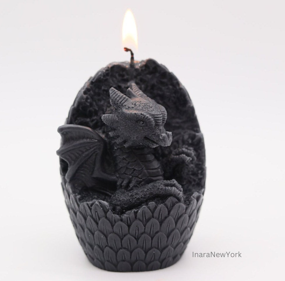 dragon candle | game of throne | dragon egg décor | sculptural candle | housewarming candle | handmade custom dragon