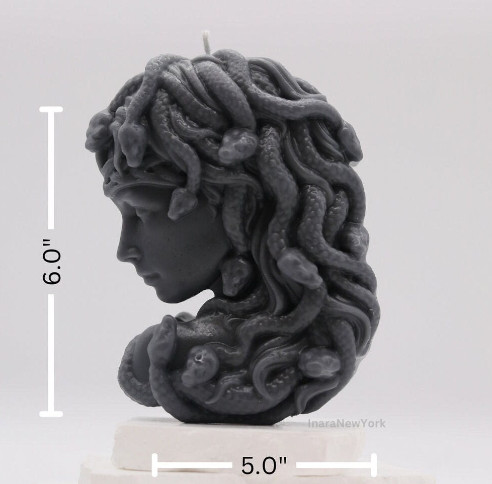 Free shipping | medusa head | luxury sculptural candle | housewarming candle | handmade candle | abstract face candle | snake woman candle