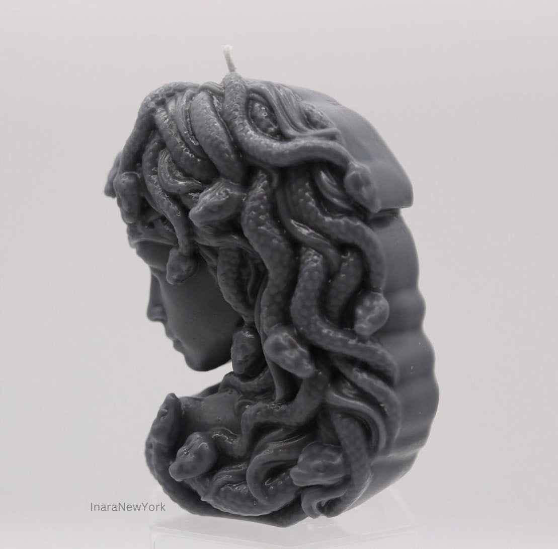 Free shipping | medusa head | luxury sculptural candle | housewarming candle | handmade candle | abstract face candle | snake woman candle