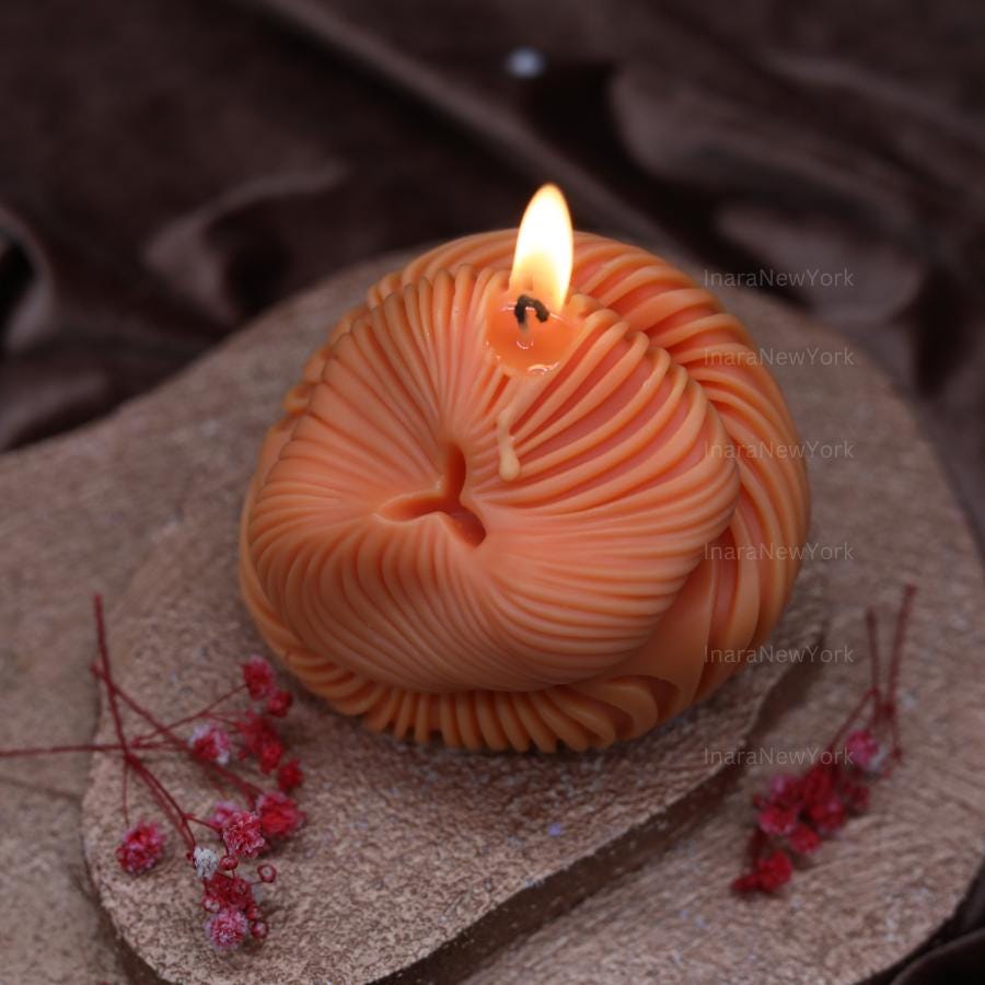 Chic Knot Swirl Candle - Geometric Block Wave - Unique Gift Idea - Perfect Gifting - Birthday gift - Gift for housewarming