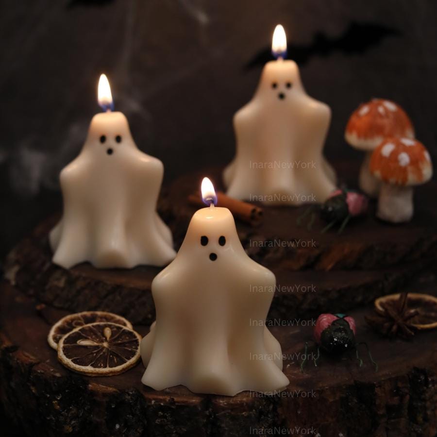 Halloween Ghost Candle| Handmade Gift| Cute Candle| Soy Wax Candle| Hand Poured Sculptural Candle| Home Decor| Housewarming Gift