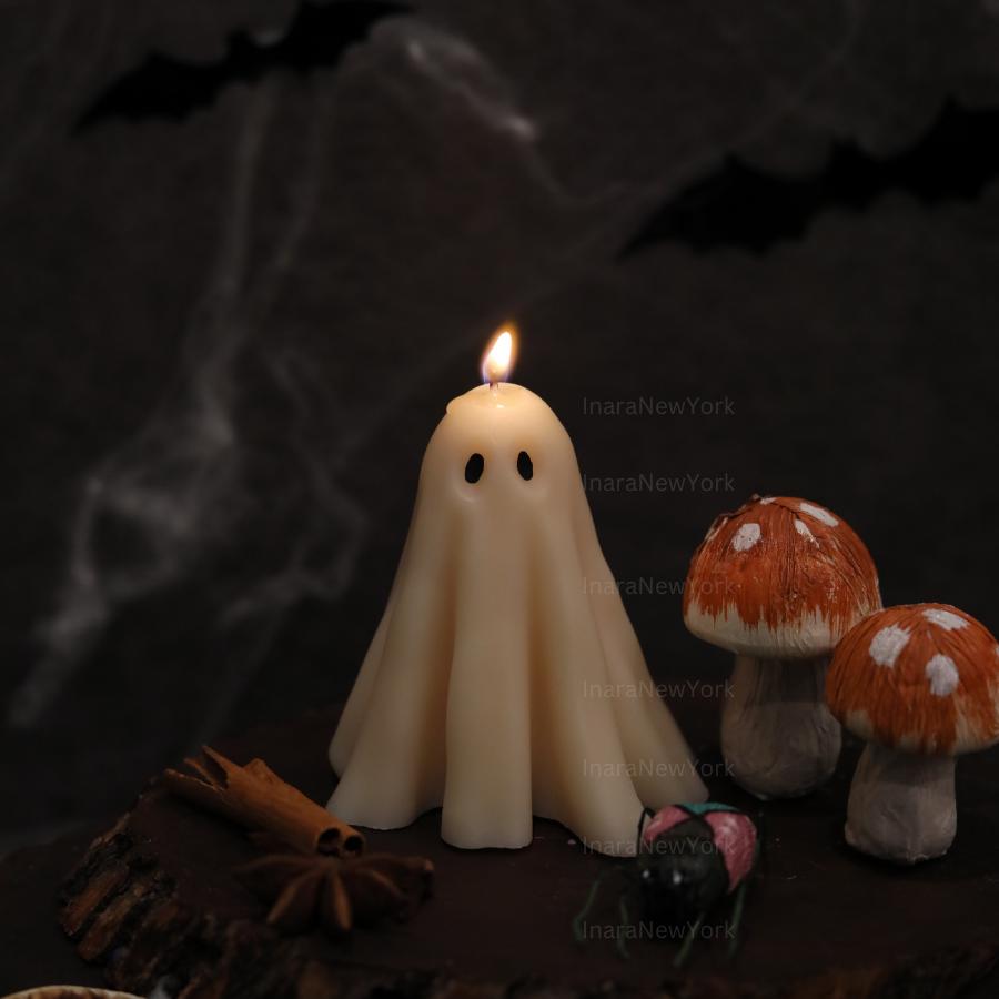 Ghost Candle Halloween Decor, Spooky Soy Wax Candle, Handmade Candles Ghost Decoration, Fall Aesthetic Candle, Halloween Gift, Luxury Candle