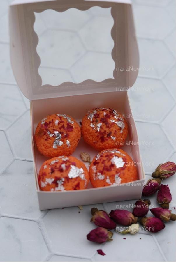 Assorted Mithai Scented Candle Set of 4 With Decorative Box, Laddoo, Modak, Imarti, Kajukatli | Diwali | Wedding Favour | Indian Sweet