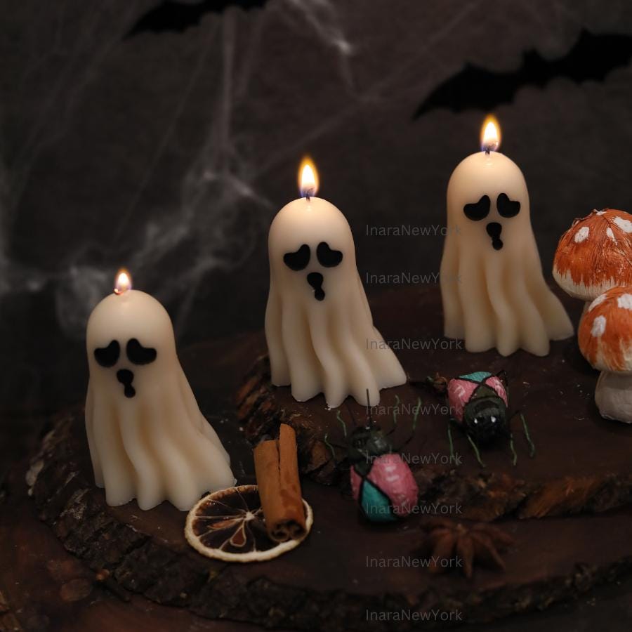 Ghost Candles | Halloween Mummy Ghosts | Spooky Candles | Autumn Candles | Autumn Decoration | Fall | Halloween Candles | Soy wax