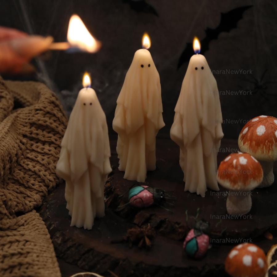 Ghost Candles | Halloween Ghosts | Spooky Candles | Autumn Candles | Autumn Decoration | Fall | Halloween Candles | soy wax