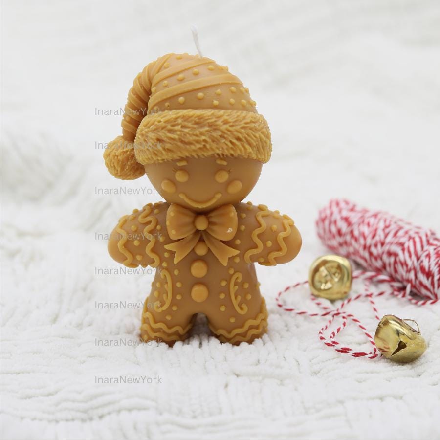 Gingerbread Man Candle – Handcrafted Soy Wax Christmas Decor
