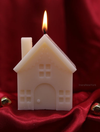 Christmas house candle | Christmas décor | housewarming | holiday gifts| custom holiday gifts| custom Christmas gift