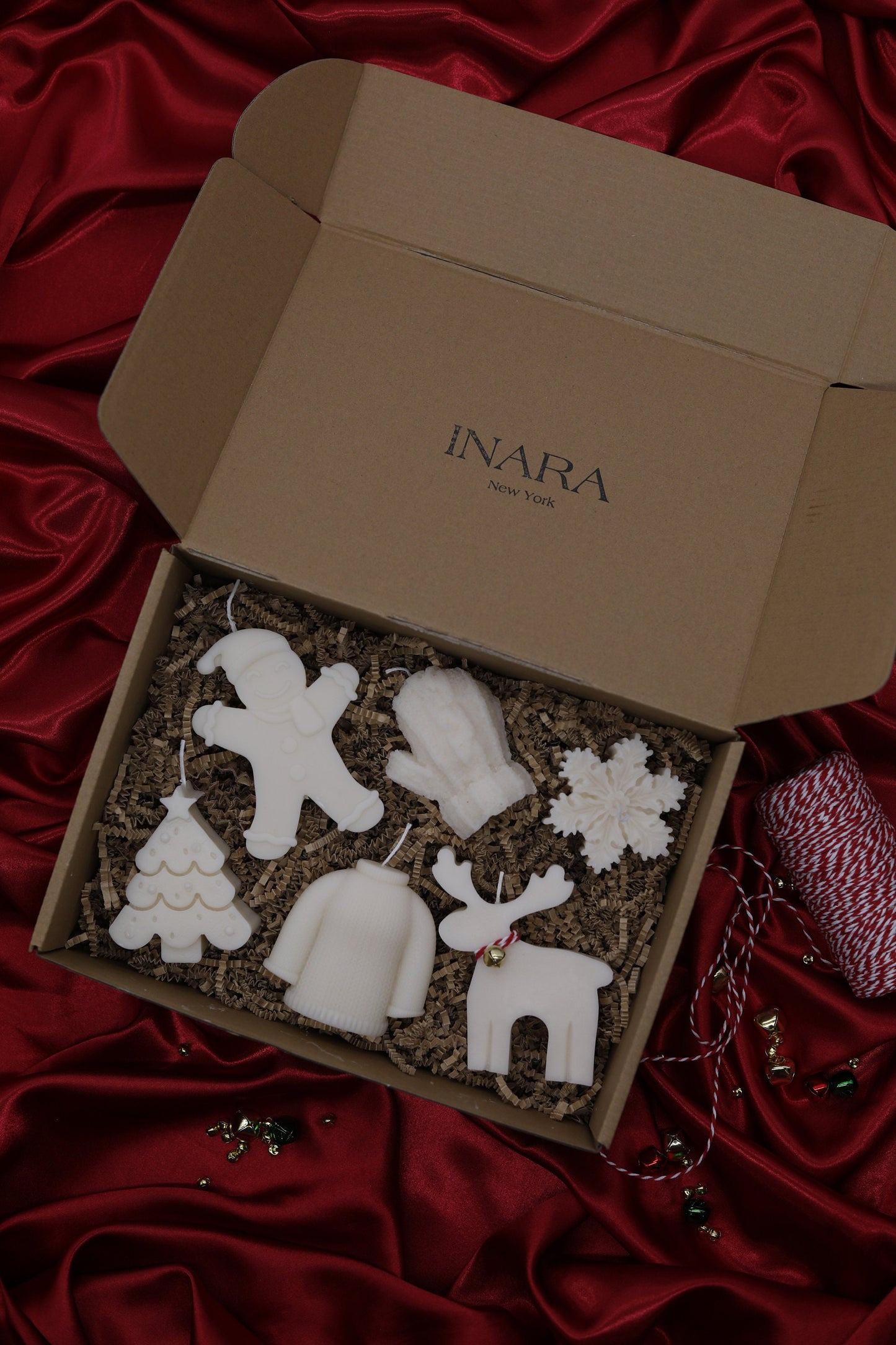 Christmas candle | Christmas décor | housewarming | holiday gifts| custom holiday gifts| Custom Christmas gift | gift box