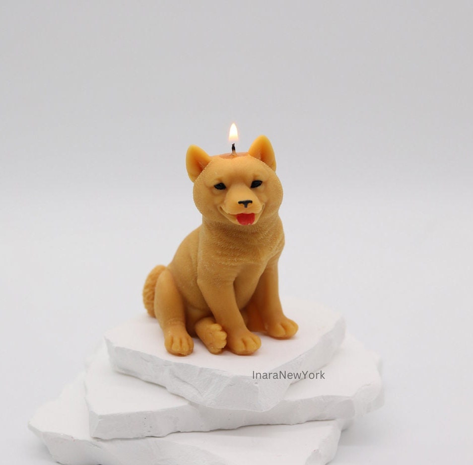 husky malamute dog shaped | sculptural | housewarming candle |birthday | gift | doggy | personalized candle | dog candle