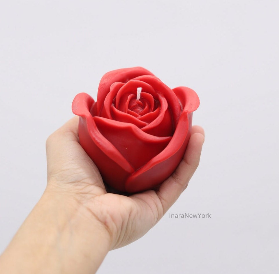 Rose Flower shaped candle| rose petals sculptural candle | housewarming candle | handmade | wedding gift | modern home décor