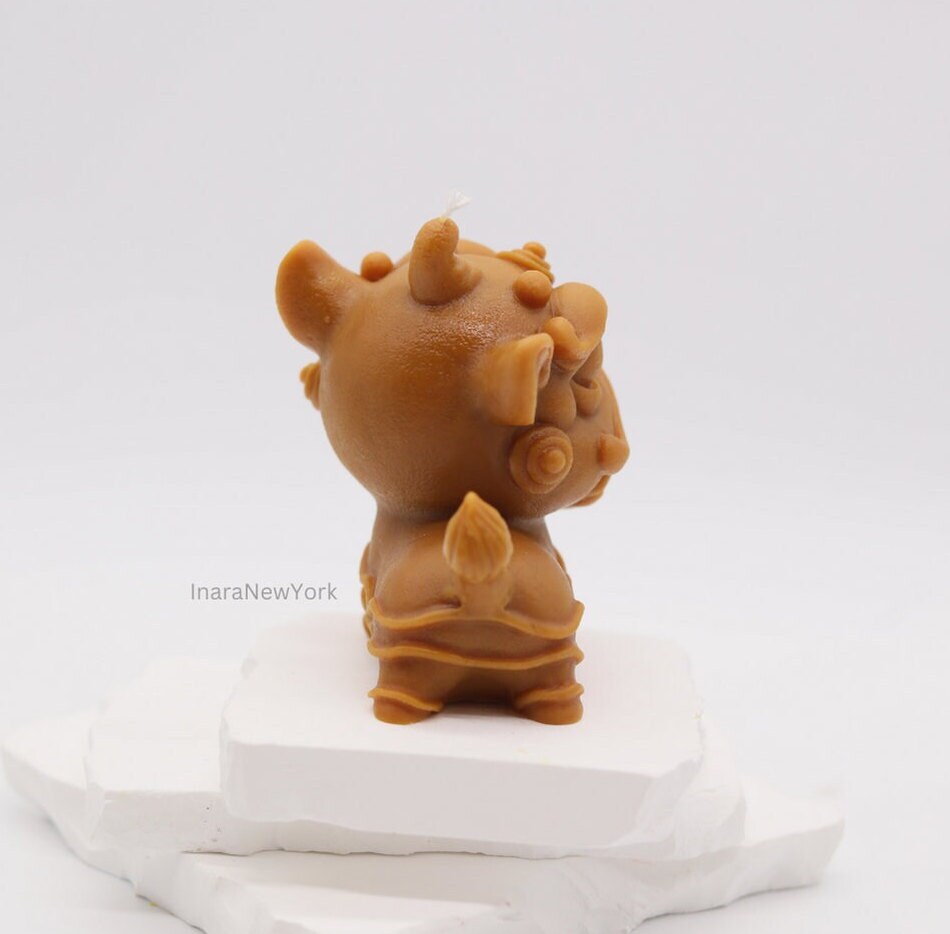 Free shipping | Chinese dragon candle | Chinese new year 2024 candle| sculptural candle | housewarming | abstract candle |