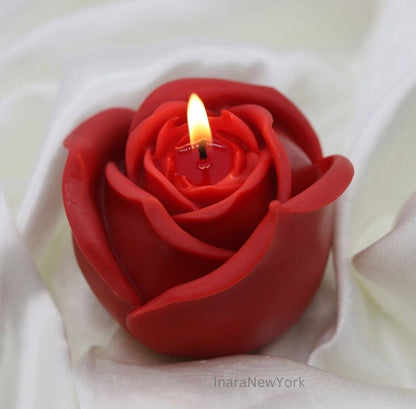 Rose Flower shaped candle| rose petals sculptural candle | housewarming candle | handmade | wedding gift | modern home décor