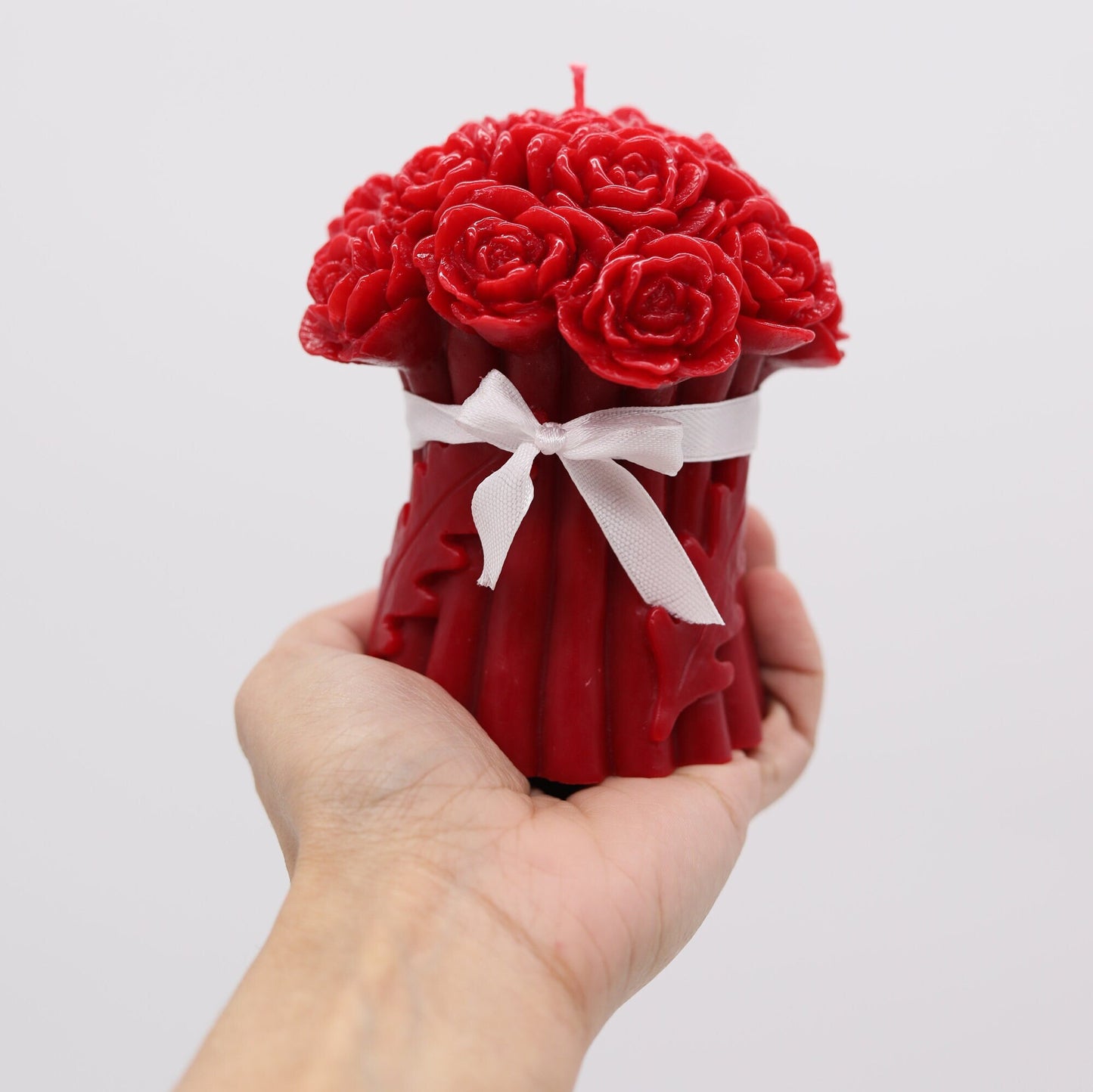 Flower bouquet shaped candle | valentines day candle | sculptural candle | wedding favor | handmade | Bridesmaid candle |