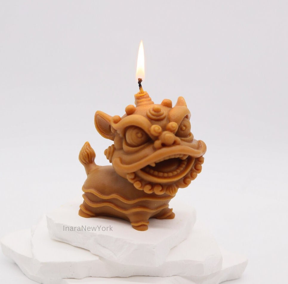 Free shipping | Chinese dragon candle | Chinese new year 2024 candle| sculptural candle | housewarming | abstract candle |