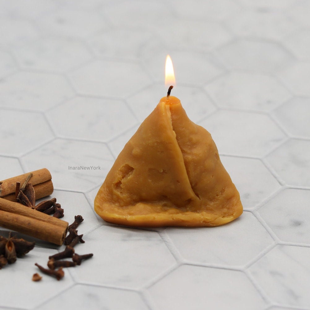 Samosa candle | Indian décor | Indian candle | housewarming | Diwali gift| puja gift| ladoo candle | mithai box |