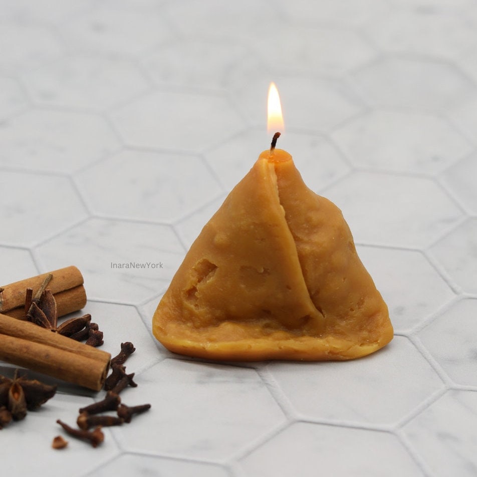 chai candle | chai samosa| Diwali gift | indian décor | Indian candle | housewarming | puja gift| desi gifts | samosa candle | mithai candle