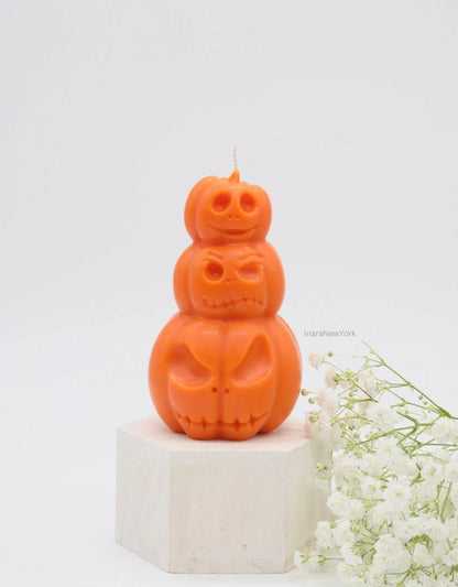 Pumpkin shaped candle | Halloween décor | sculptural candle | housewarming | handmade candle | pumpkin candle