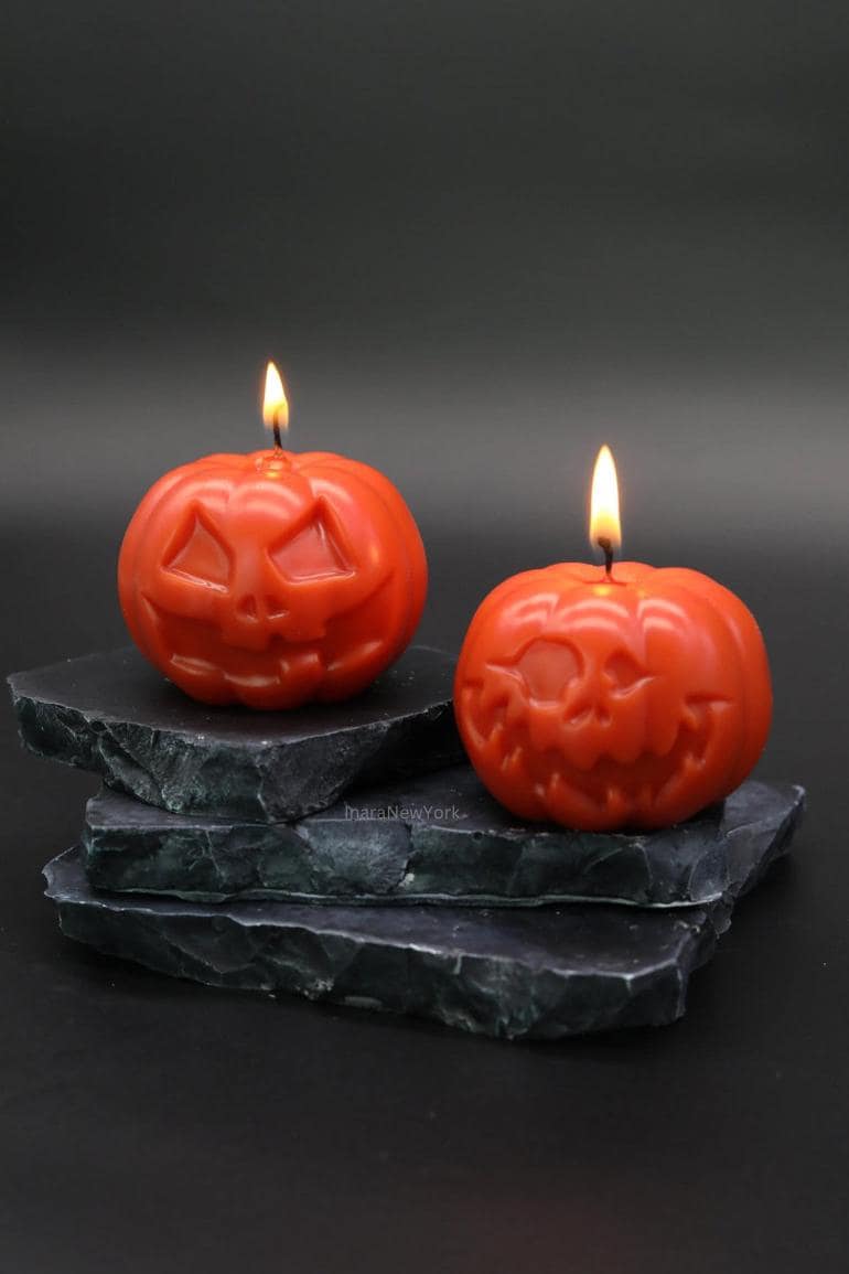 Pumpkin Scary candle | Halloween décor | fall candle | sculptural candle | housewarming | handmade | pumpkin shaped candle