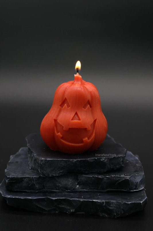 Pumpkin candle | Halloween décor | fall candle | sculptural candle | housewarming candle | handmade | pumpkin shaped candle