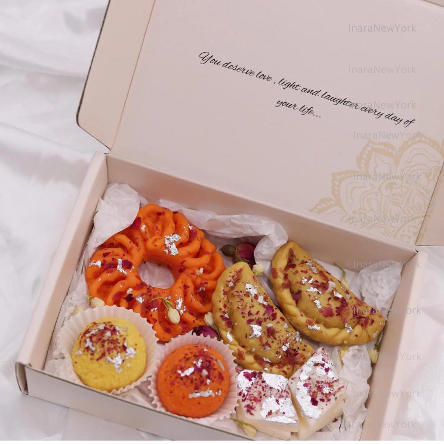 Diwali Gift
Diwali Candles
Diwali
Ladoo Candles
Chai Candles
Mithai Candles
Indian Gifts
Desi Gifts
kaju katli
imarti
laddu
ladoo
gujiya