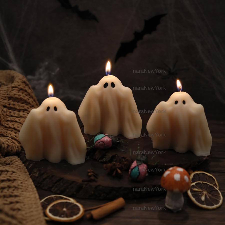Ghost Candles | Halloween Ghosts | Spooky Candles | Autumn Candles | Autumn Decoration | Fall | Halloween Candles | soy wax