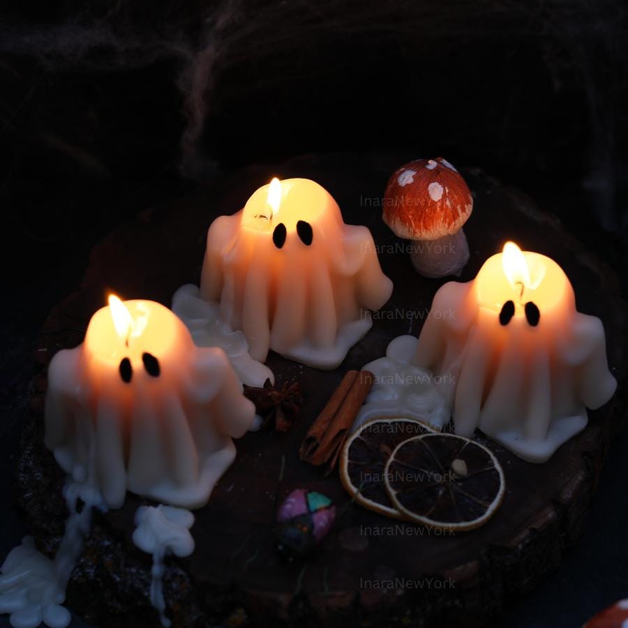 Ghost Candles | Halloween Ghosts | Spooky Candles | Autumn Candles | Autumn Decoration | Fall | Halloween Candles | soy wax