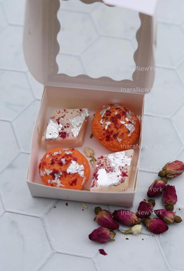 Indian dessert candle | holi candle | indian décor | Indian candle | housewarming | Diwali gift| ladoo candle | mithai