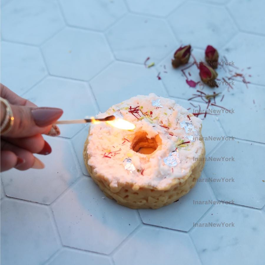 ghevar Candle-Indian mithai candle | free shipping- diwali candle | indian décor | Indian candle | housewarming | Diwali gift
