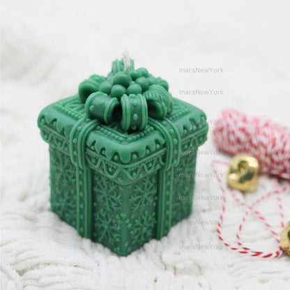 Handmade Christmas Gift Candle - Festive Holiday Decor