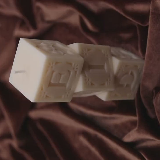 Eid Candle: Handmade Soy Wax Ramadan Decor