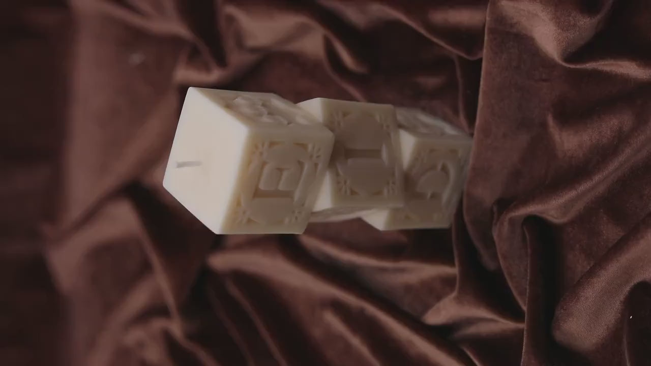 Eid Candle: Handmade Soy Wax Ramadan Decor