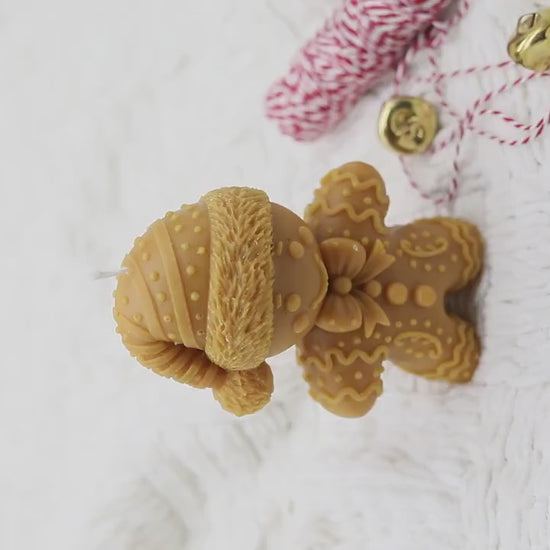 Gingerbread Man Candle – Handcrafted Soy Wax Christmas Decor
